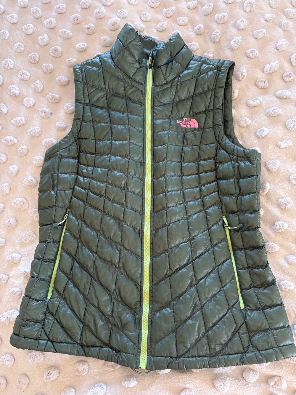 The North Face Women’s Green Quilted Packable Vest with Lime Trim
